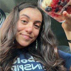 Meet your Posher, Ana